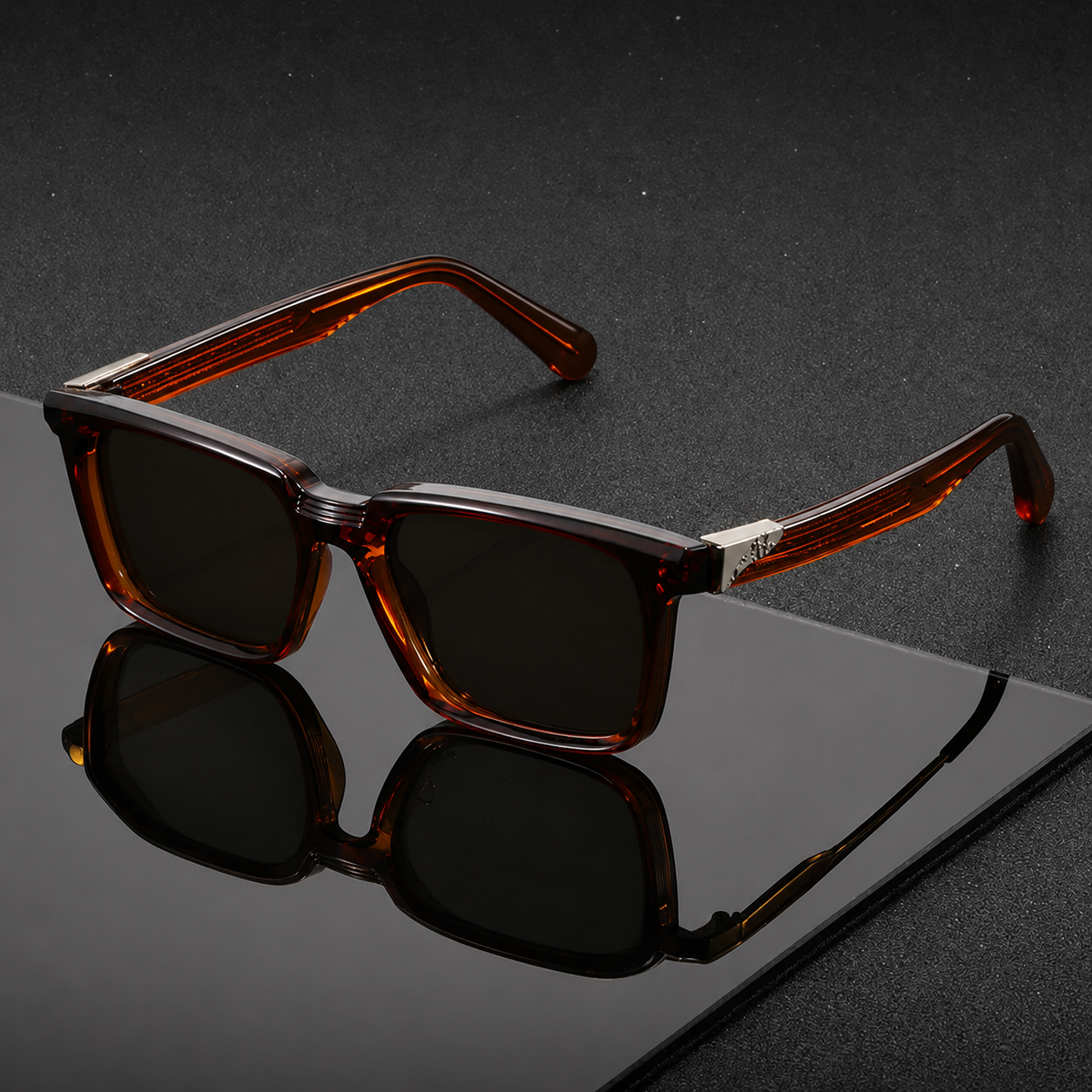 Skyline Classic Square Sunglasses
